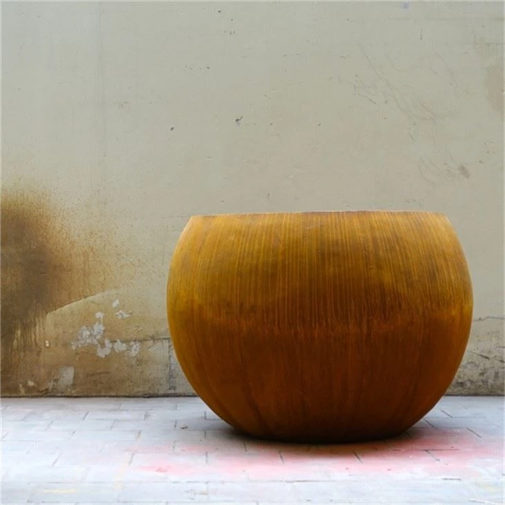 Big Creative Garden Planter