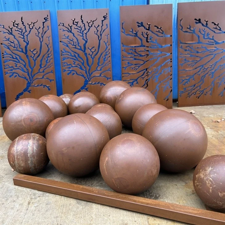 Metal Outdoor Ball Sculpture